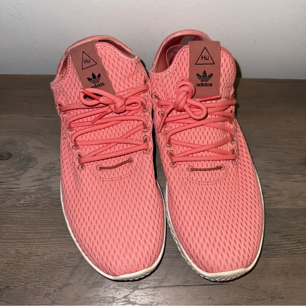 Adidas Tennis HU Pharrell Tactile Rose